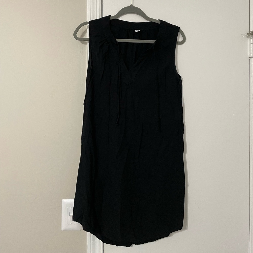 Old Navy Classic Black Dress